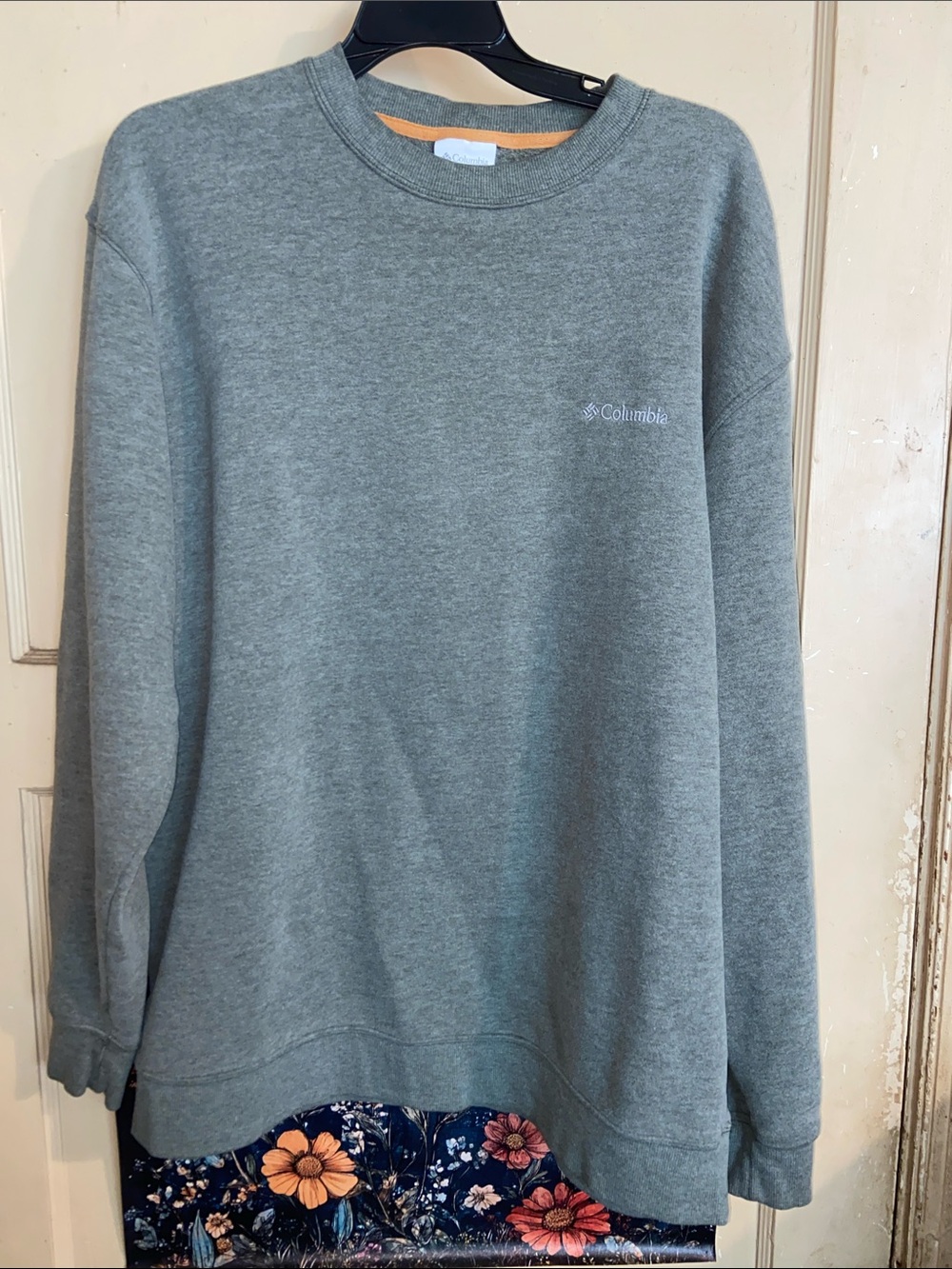 COLUMBIA SOFT GRAY SWEATSHIRT Heather Unisex